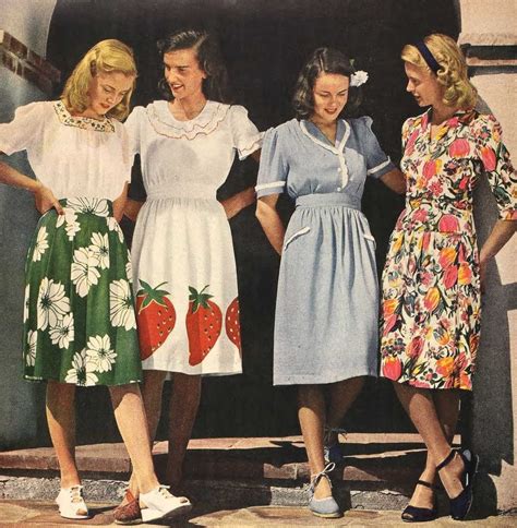 1944 fashion trends|1940s fashion fads.